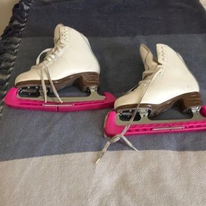 Girls ice skates
